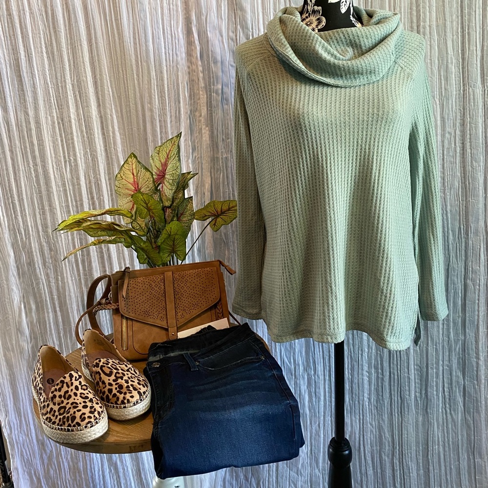 Women’s Sweater
